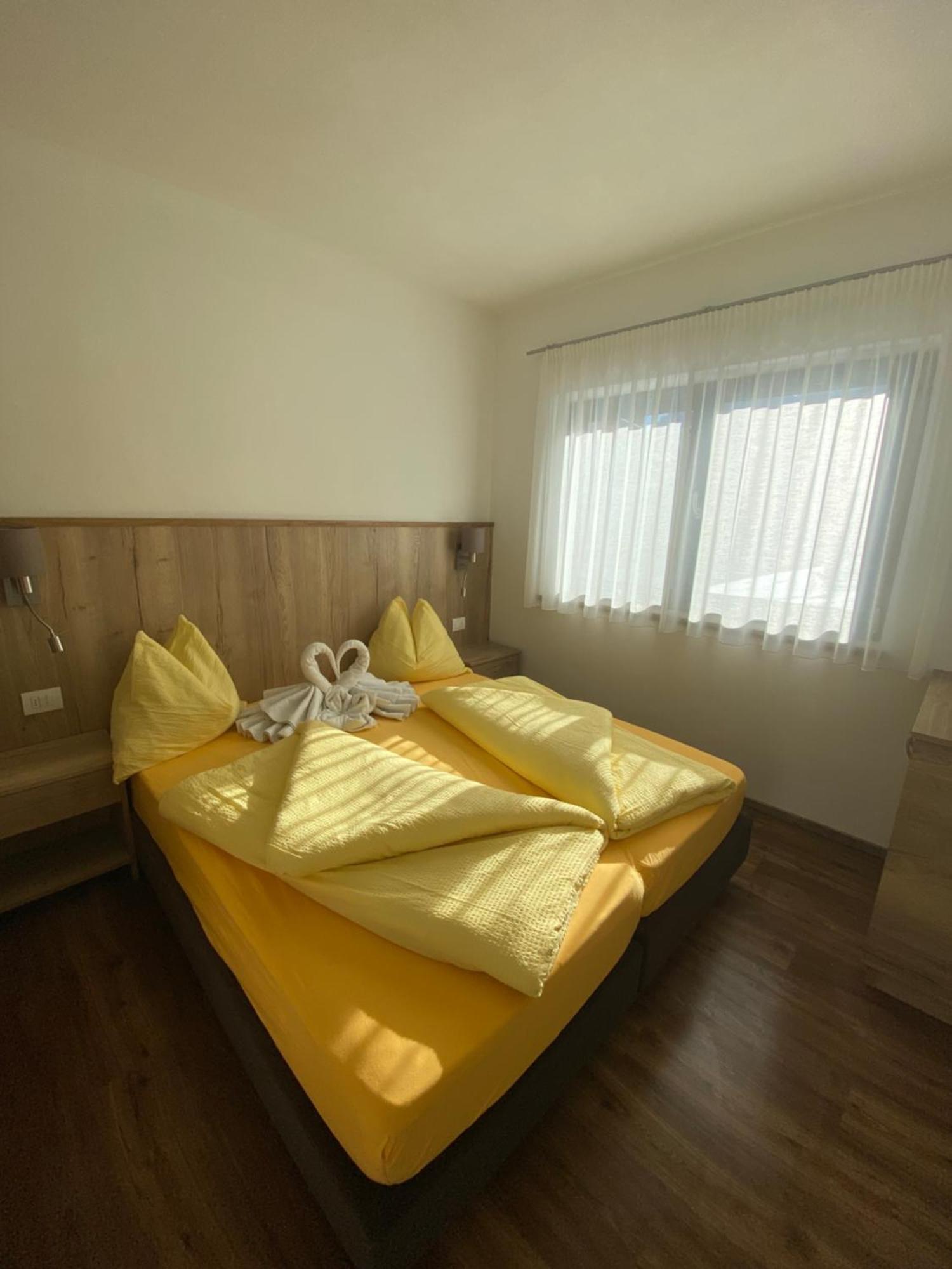 Alfred Ties Apartments Сан-Виджилио-ди-Мареббе Экстерьер фото