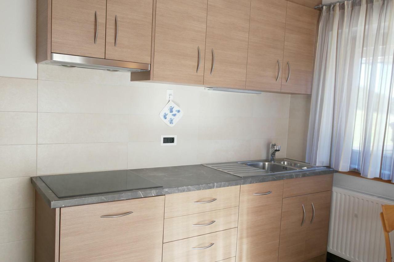 Alfred Ties Apartments Сан-Виджилио-ди-Мареббе Экстерьер фото